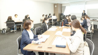 社会人マナー&接遇セミナーの様子